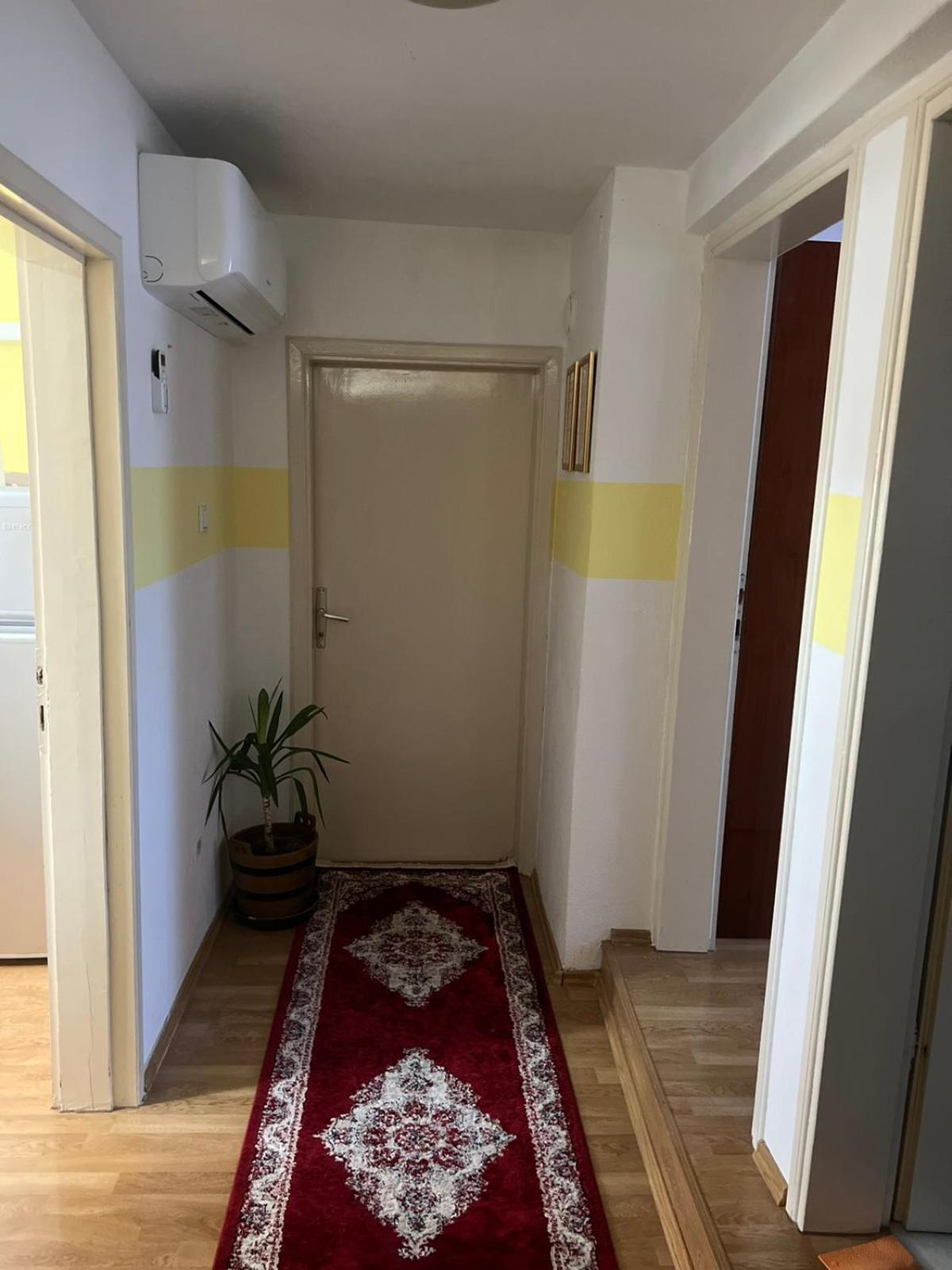 Apartman Kod Ismete Bihac Luaran gambar