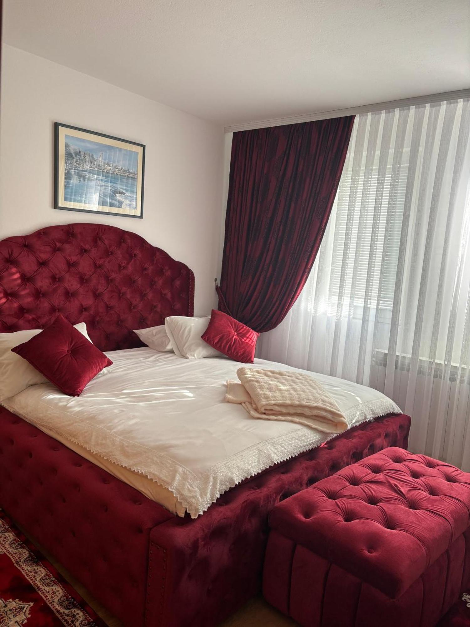 Apartman Kod Ismete Bihac Luaran gambar